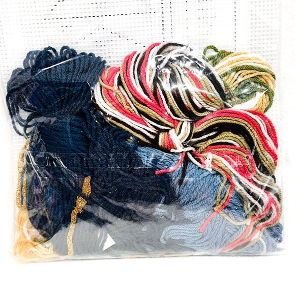 Mary Maxim Holy Night Plastic Canvas Tissue Box Cover Kit - New/Sealed - Picture 3 of 4